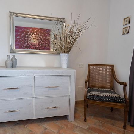 Di Colle In Colle - Country House With Private Pool Tuoro sul Trasimeno Bagian luar foto